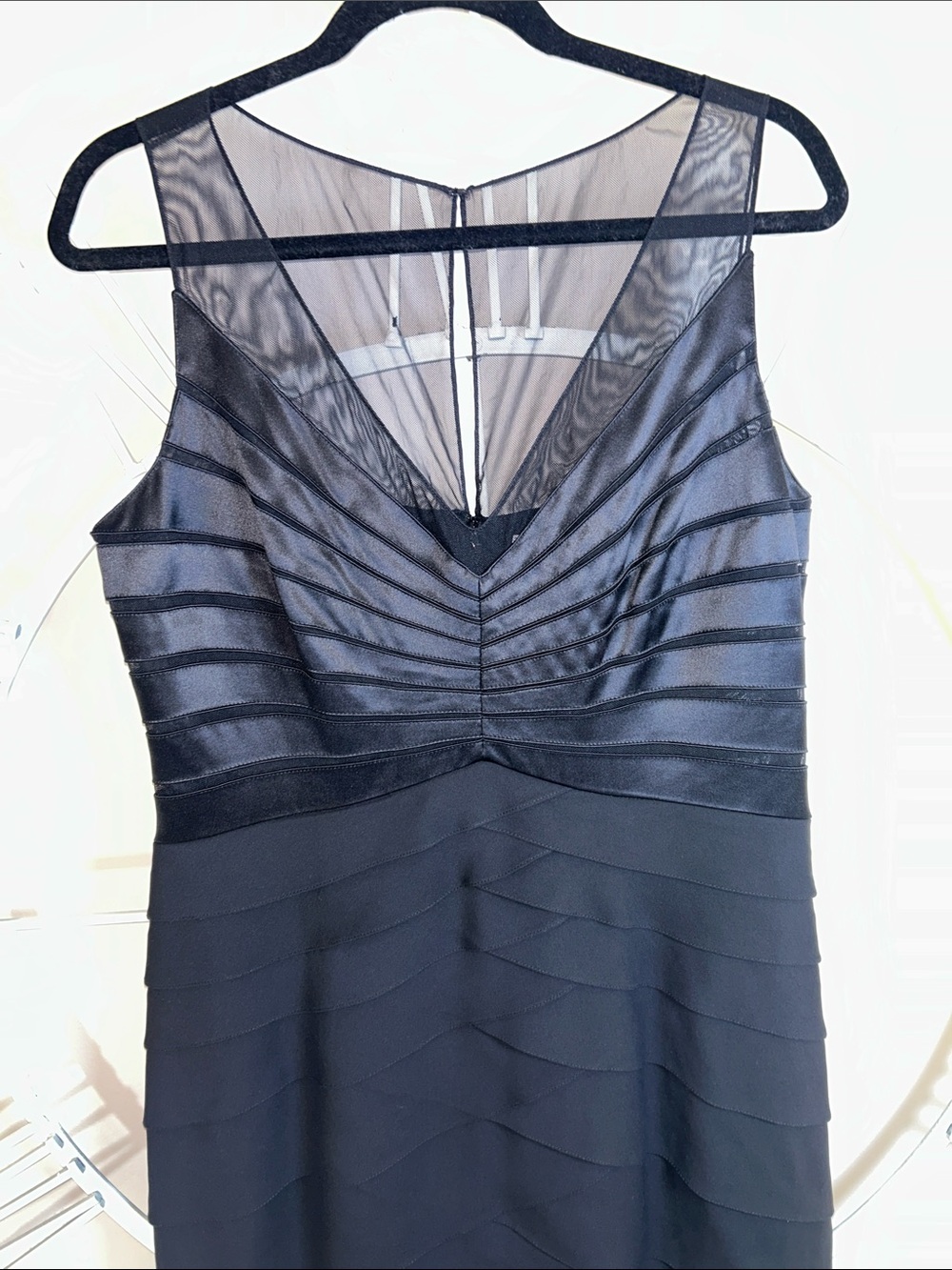 Chetta B 100% Silk Black V-Neck Tiered Midi Dress - Picture 2 of 13